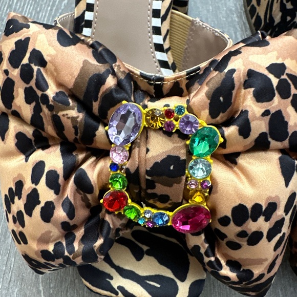Betsey Johnson Leopard Print Heels - Picture 9 of 12